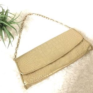 Gold Clutch- GUC